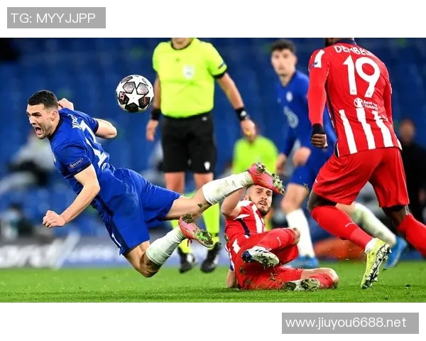 深入分析北京篮球队阵地战策略与欧冠足球战术的完美结合 深入分析北京篮球队阵地战策略与欧冠足球战术的完美结合