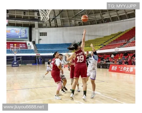 实时新闻南京篮球队在篮球节奏排行榜中荣获第八名展现出强劲实力与团队协作 实时新闻南京篮球队在篮球节奏排行榜中荣获第八名展现出强劲实力与团队协作