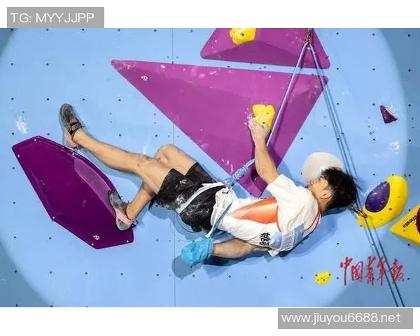 实时新闻攀岩深度探索广州攀岩队的战术与策略揭秘 实时新闻攀岩深度探索广州攀岩队的战术与策略揭秘